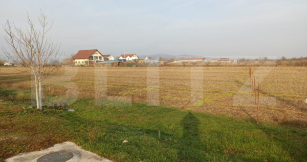 Parcele Teren 610 mp, zona pepiniera Cornesti