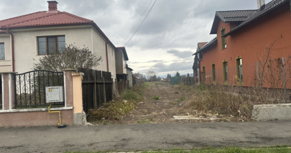 Teren Intravilan 700 mp Stupini