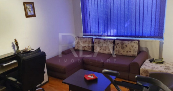 Apartament cu 3 camere la 13 minute de mers pe jos de metrou