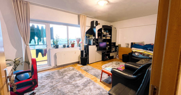 Apartament 3 camere structura mare zona Electrica- 13 Decemb