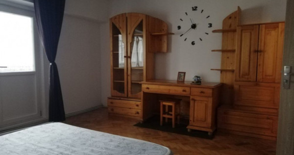 Ap 1 camera, Pacurrai, et 1