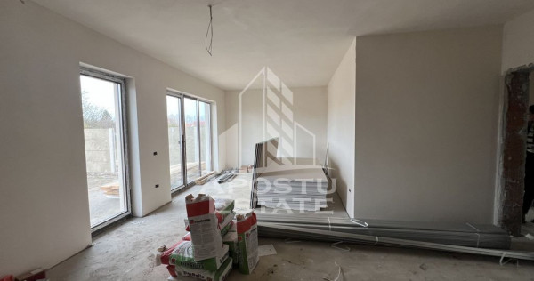 DE VANZARE casa alipita in Covaci cu curte mare