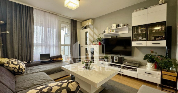 Apartament cu 3 camere, 2 bai, zona Lipovei