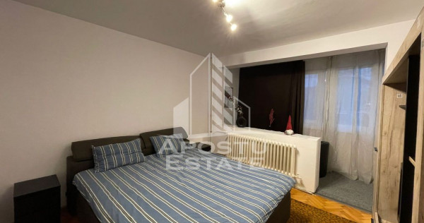Apartament 2 camere, Decomandat, zona Spitalul Judetean.