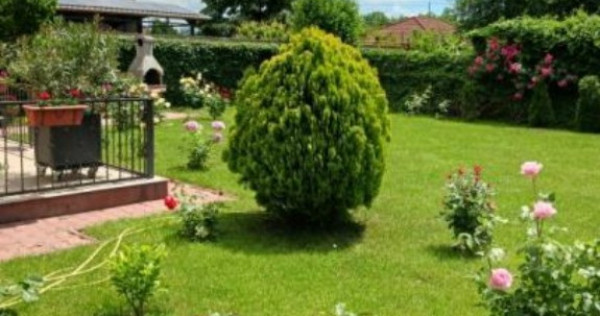 Casa de vanzare – Domnesti, 4 camere