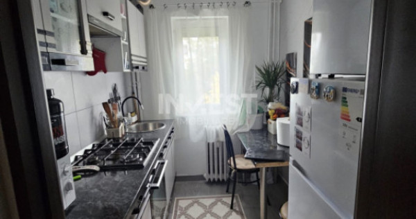 DE VANZARE-APARTAMENT 2 CAMERE-DACIA ZIMBRU