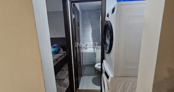 DE VANZARE-APARTAMENT 2 CAMERE-DACIA ZIMBRU