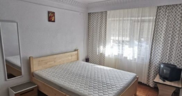 Garsoniera de inchiriat zona Panduri,