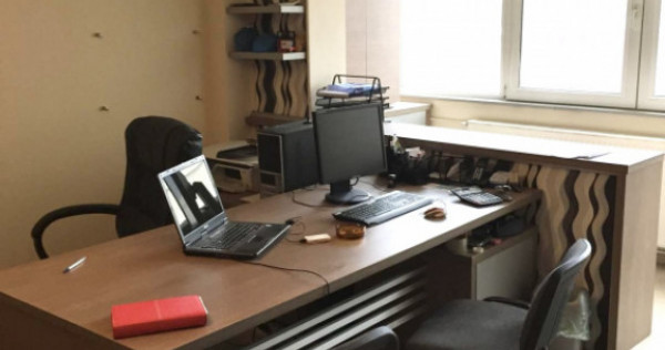 Garsoniera pretabila birou-cabinet in zona Dristor - Mihai B