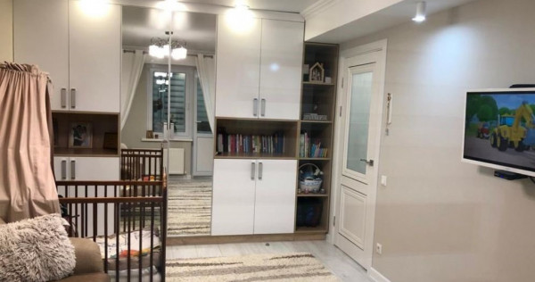 Garsoniera in zona Universitate