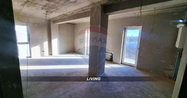 APARTAMENT cu 3 camere DE VÂNZARE în zona Orasul Vechi ...