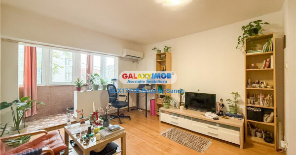 Garsoniera de spatioasa in Dristor