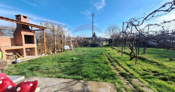 Duplex integral renovat, 3 camere , 2 bai, garaj, 403 mp ...