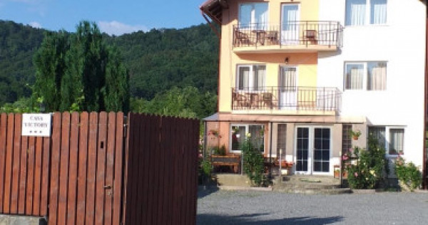 Casă de &icirc;nchiriat &icirc;n regim hotelier Rasnov, Brasov