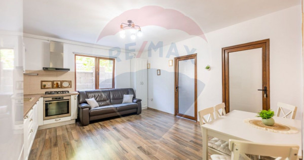 Apartament cu 3 camere de inchiriat in bloc nou + loc de ...