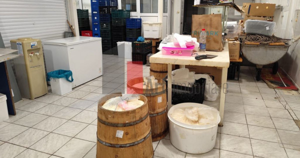 URGENT!, Mosilor-Dacia, CENTRU COMERCIAL, NEGOCIABIL