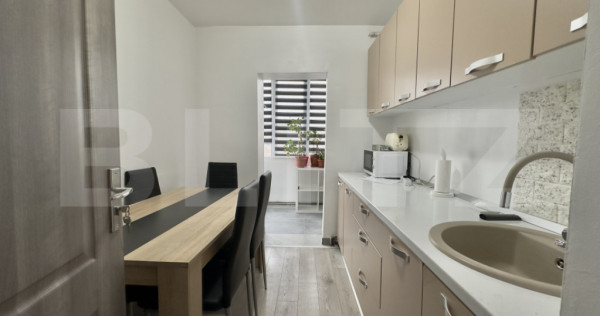 Apartament cu 3 camere, 72 mp utili, zona Lipovei