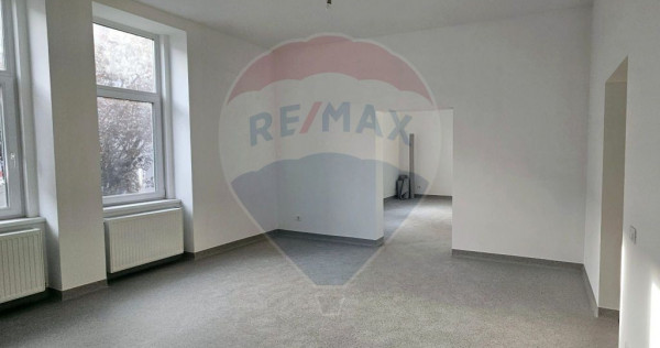 Spațiu comercial pe strada Elena Ghiba Birta