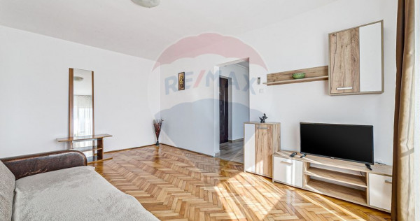 Apartament de v&acirc;nzare cu 2 camere, P.ța UTA