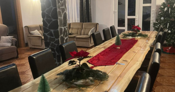 OFERTA LAST MINUTE! Pensiune 6 camere Moeciu de Sus disponib