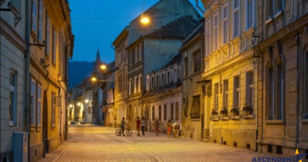 2 apartamente pretabile circuit turistic, Centrul istoric -S