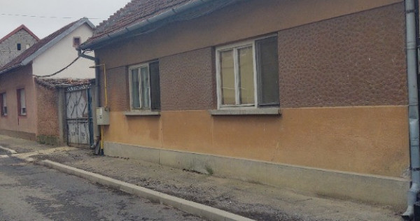 Casa cartier Pipirig Caransebes, Caras-Severin