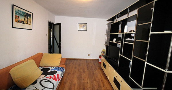 Apartament cu 2 camere in Micro 17