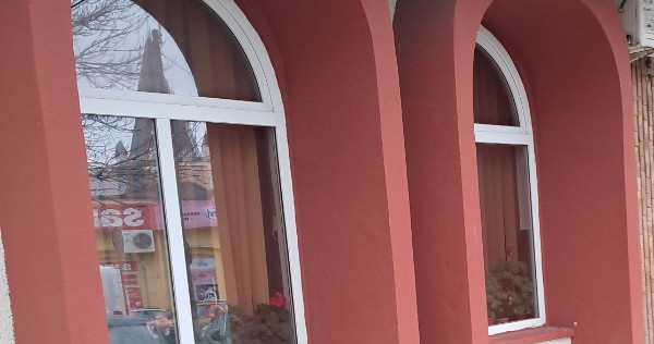 Ofer spre &icirc;nchiriere spațiu comercial Tomis 3