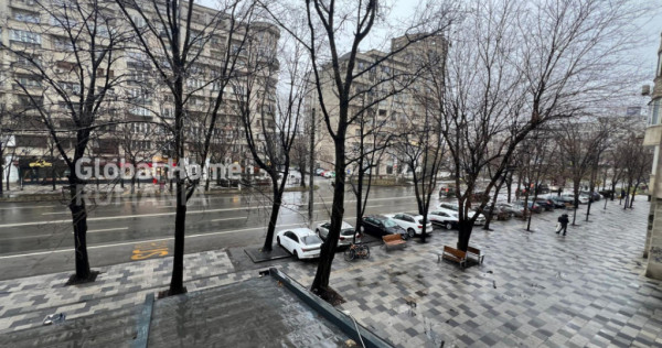 Apartament 3 camere Blv Decebal | Acces stradal-Vedere Mixta