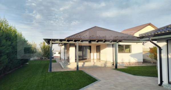 Casa parter, 90 mp, 1000 mp teren, zona Albesti
