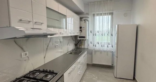 Ap 2 cam, ansamblu nou. Preț 380 euro/ lună