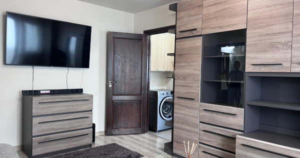 Apartament 3 camere, zona Mihai Eminescu-Penny