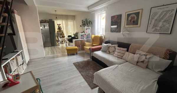 Triplex de vanzare Utvin 85mp 4 camere 2 bai 270mp teren