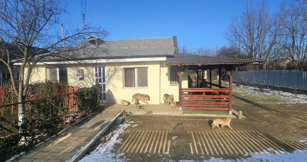 Casa individuala + 900 mp teren proprietate -Sendreni, ju...