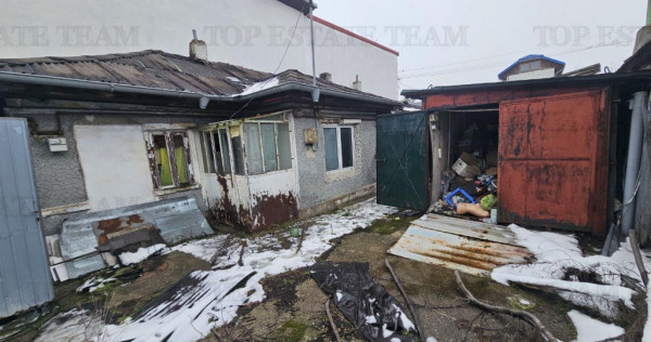 Teren intravilan casa demolabila, dubla deschidere, 200 mp,