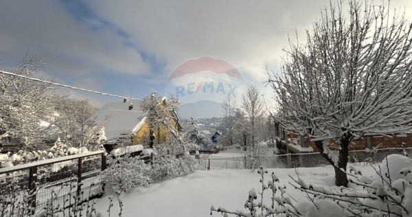 Casă cu 3 camere in Baia Sprie cu priveliste asupra oras...