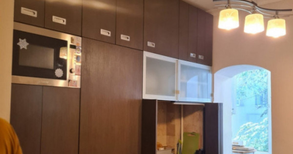 Apartamnet 3 camere , Calea Dorobantilor, Liceu I.L. Caragia