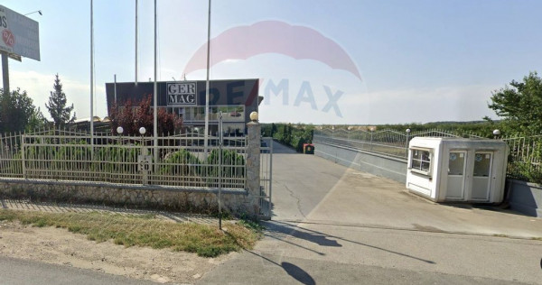 Spațiu industrial de 3,600mp de v&acirc;nzare