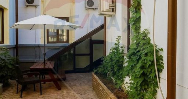 Hotel 29 camere de v&acirc;nzare &icirc;n zona P-ta Unirii