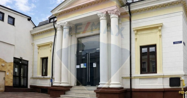 Hotel 29 camere de v&acirc;nzare &icirc;n zona P-ta Unirii