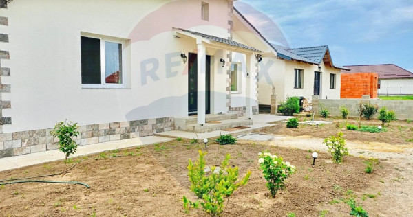 Casă / Vilă cu 4 camere de v&acirc;nzare