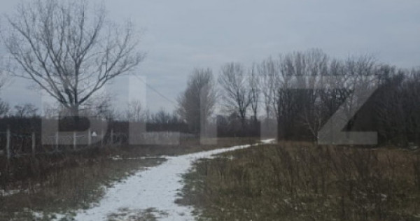 Teren intravilan, 447 mp, zona Priseaca