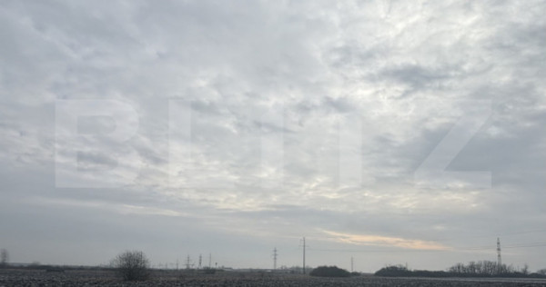 Teren de v&acirc;nzare &ndash; Strada Balta Blonda, 2000 mp