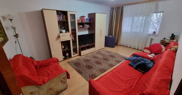 Apartament 2 camere decomandat zona Dacia