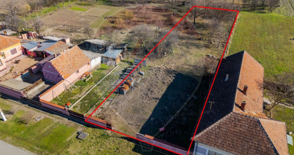 Teren curti-constructii 1295 mp de vanzare in Siria, Arad