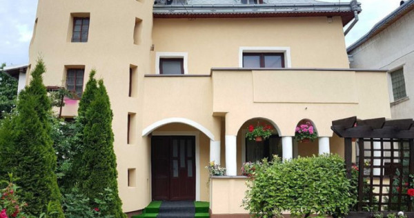 Imobil rezidențial/comercial &ndash; Zamca