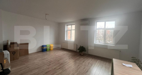 Spatiu birou, 44 mp, zona Gării