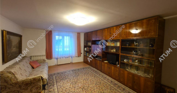 Casa individuala cu 3 camere si 200mp teren in centru istori