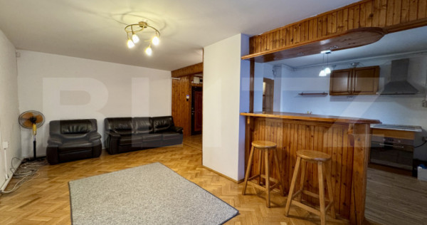 Apartament 3 camere, 82 mp, zona Semicentral