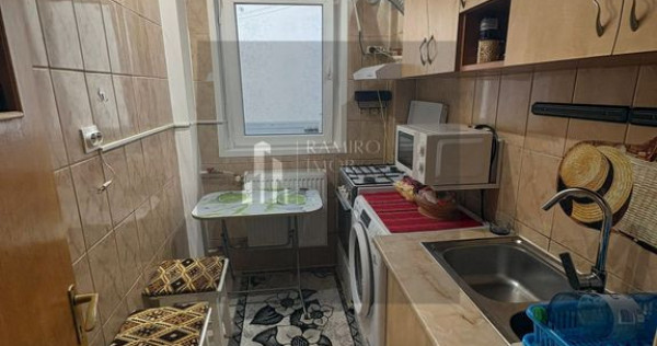 Garsoniera Metrou 1 Decembrie 1918 confort 1